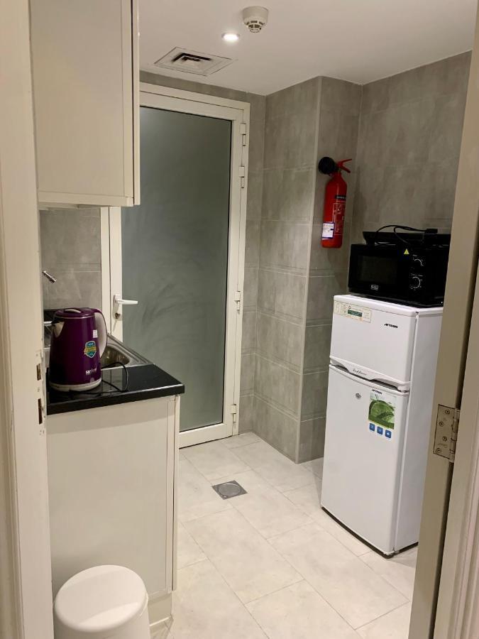 Al Rawdha Hotel Apartments Sharjah Ngoại thất bức ảnh