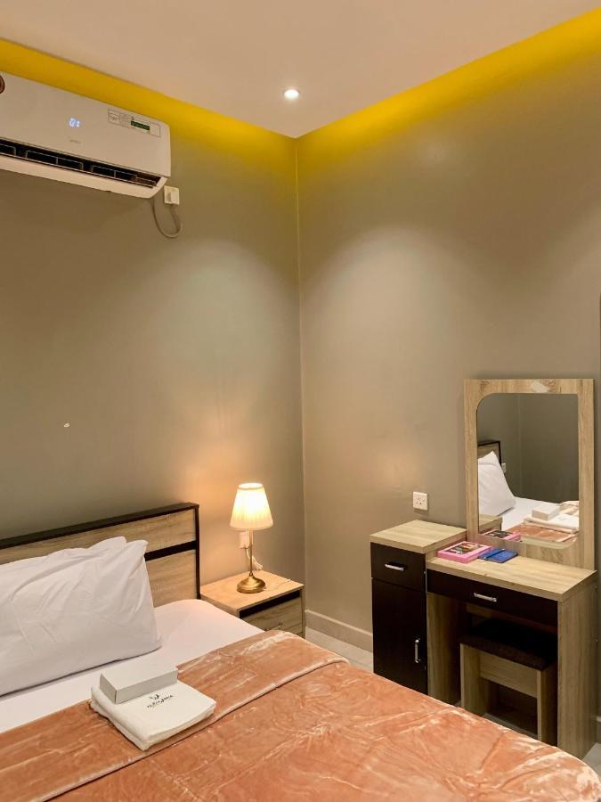 Al Rawdha Hotel Apartments Sharjah Ngoại thất bức ảnh